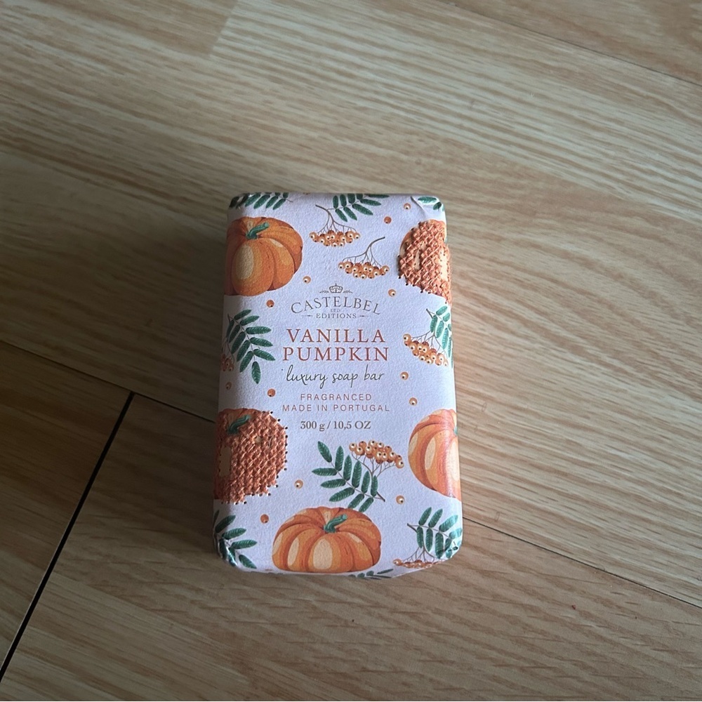 Castelbel LTD Editions Vanilla Pumpkin Luxury Soap Bar 10.5oz